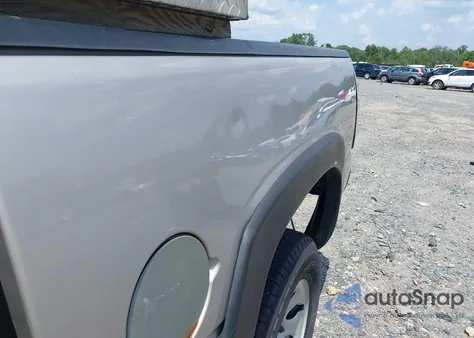 2005 GMC Sierra 1500 Sle из США, поврежденный, VIN 2GTEK13TX51269548